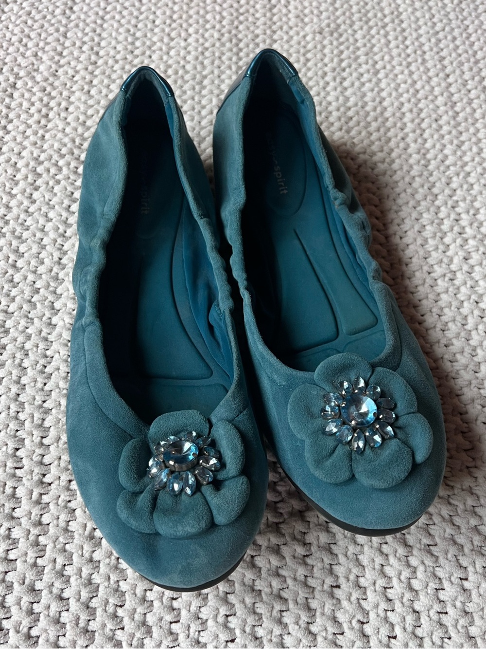 Easy Spirit Teal Blue Sueded Dane Flats Flower Decoration Cute Womens Size 9